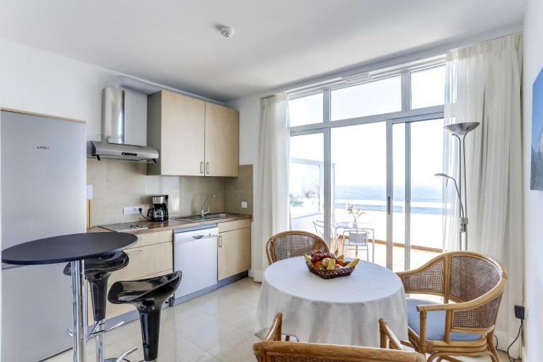Penthouse Direkt Am Meer Los Realejos Exterior photo